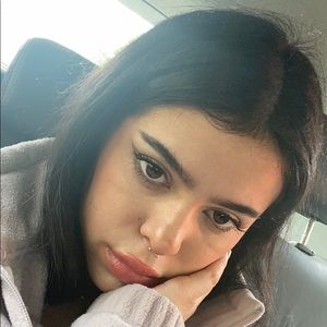 Meet your Posher, Maria jose